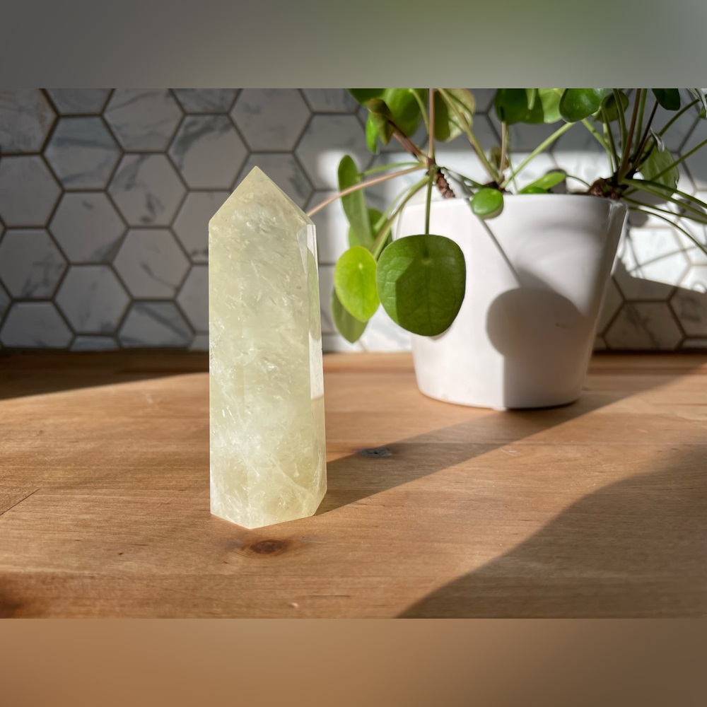 Lemon Quartz Crystal Tower